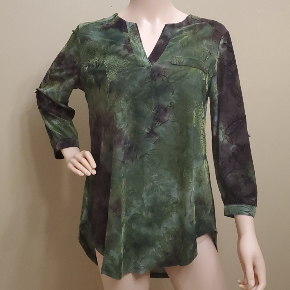 Long sleeve velvet embellished blouse